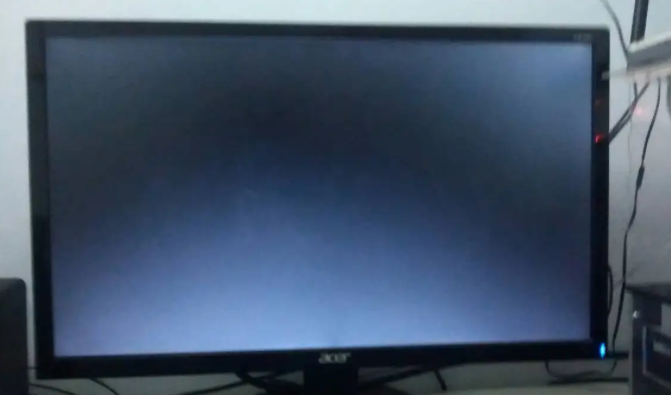 電腦黑屏的原因是什么呢？