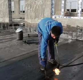 防水補漏應(yīng)該如何施工呢?