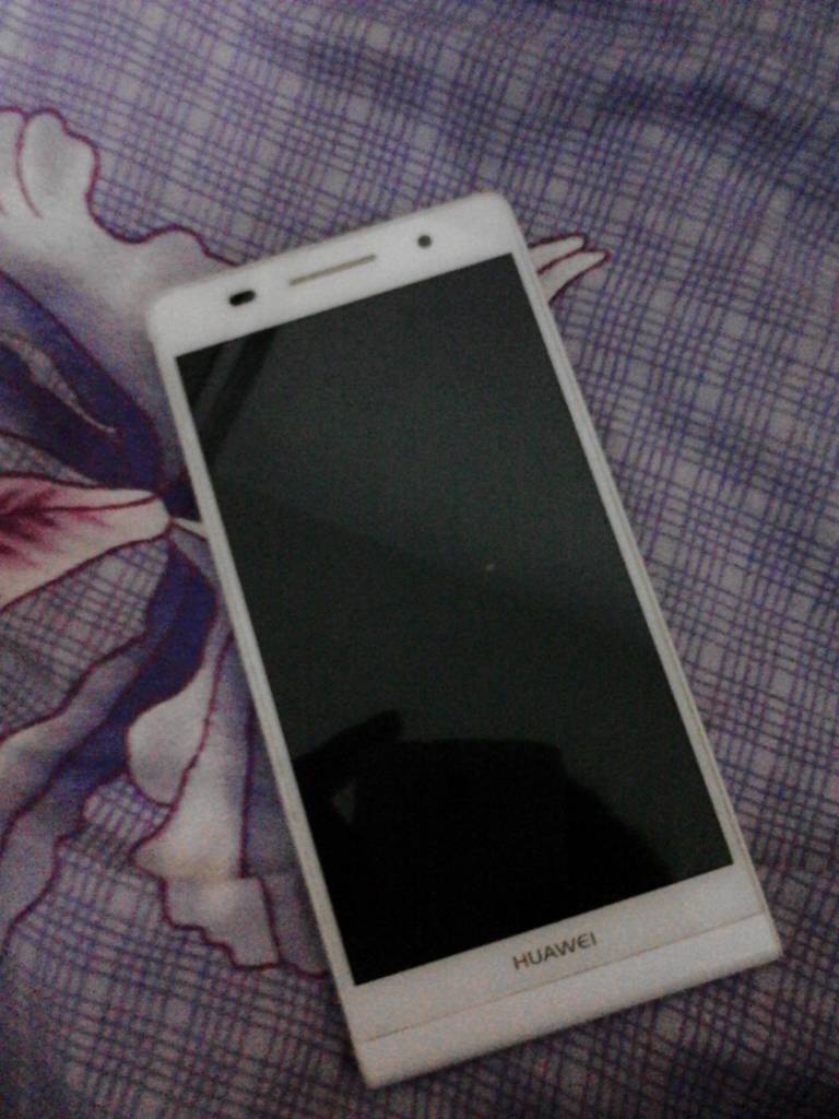 手機黑屏如何處理？