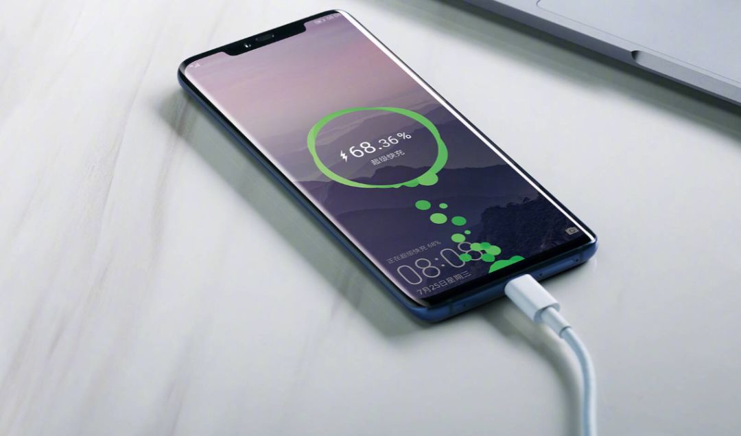 玩機(jī)技巧：充電時(shí)先插手機(jī)還是先插電源？