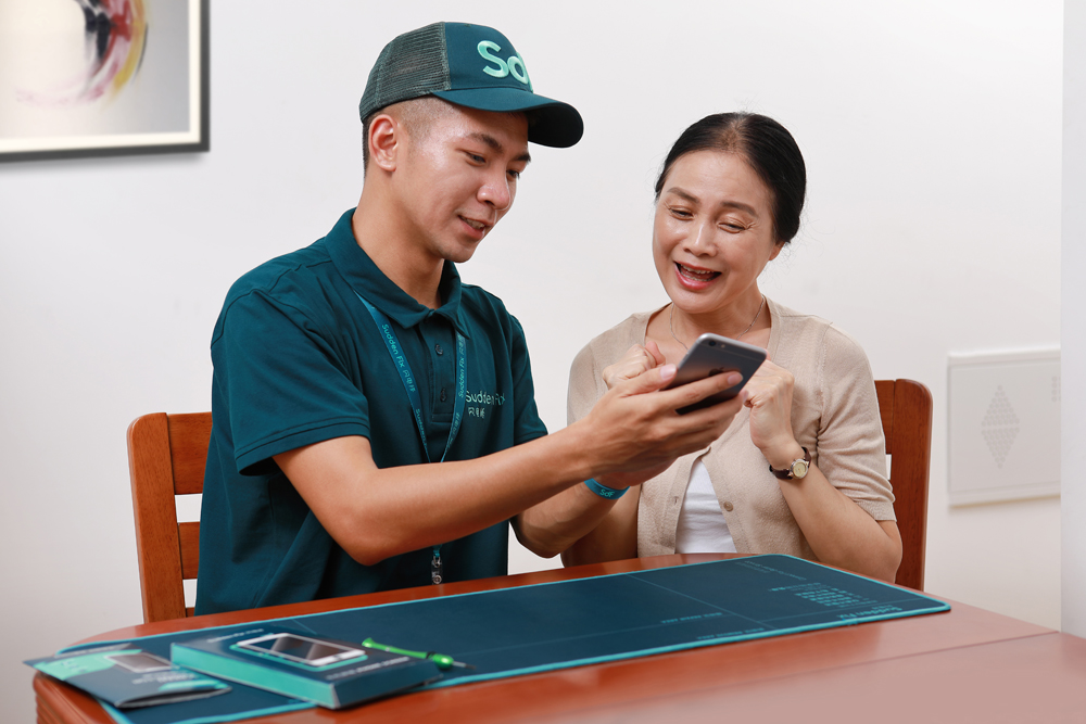 手機維修店哪家好？不如等手機維修上門