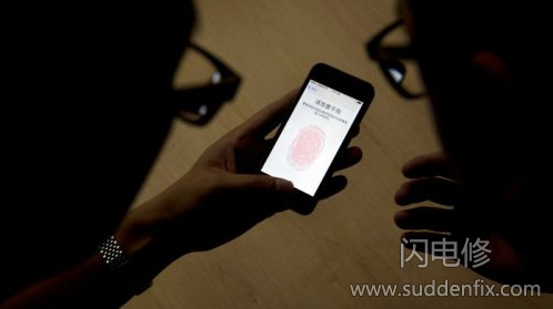 陌生人是如何破解我們手機(jī)指紋鎖的？