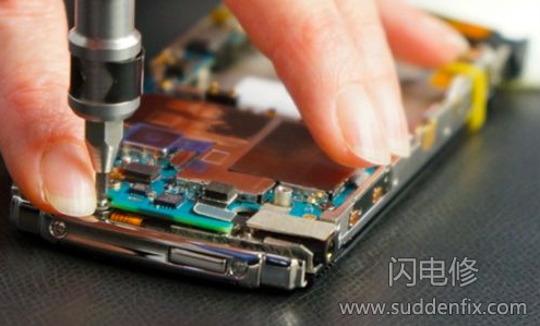 路邊維修手機(jī)店五句話暗藏套路，不懂就要被坑錢！