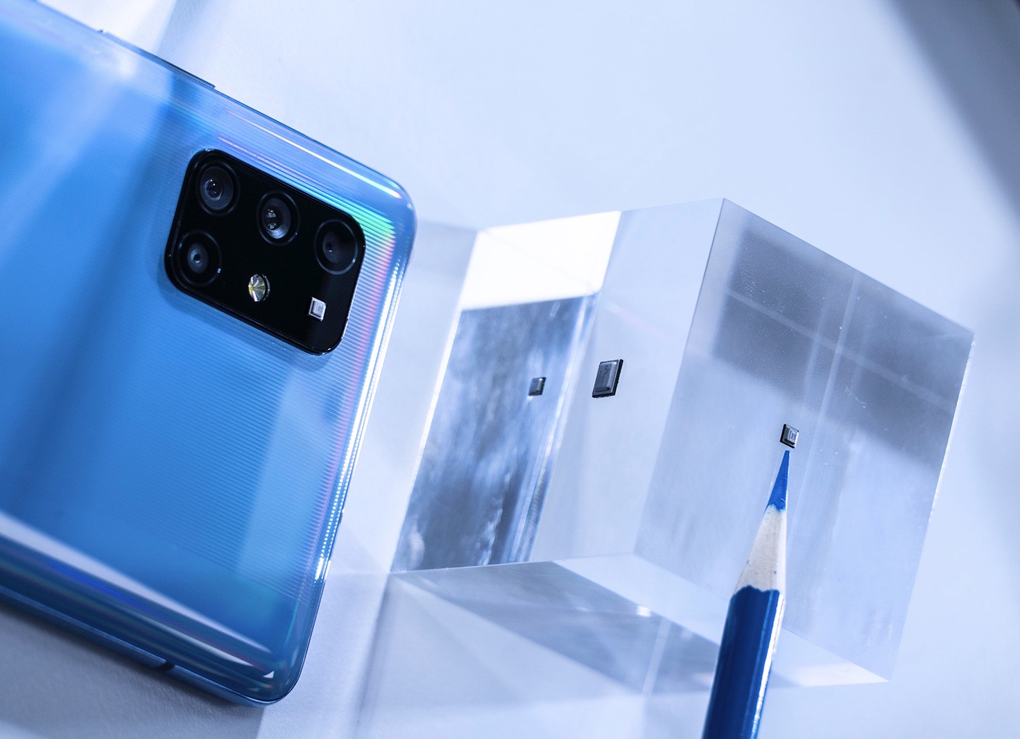 三星發布首款量子5G手機，售價3751元