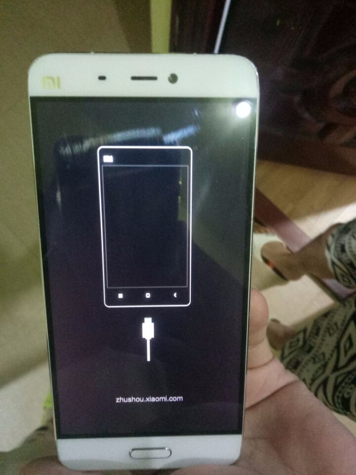 手機(jī)開(kāi)不了機(jī)怎么辦？