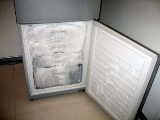 壓縮機(jī)異響的 “磨損信號(hào)”：從嗡嗡聲到噠噠聲，不同頻率里藏著軸承與活塞的健康密碼